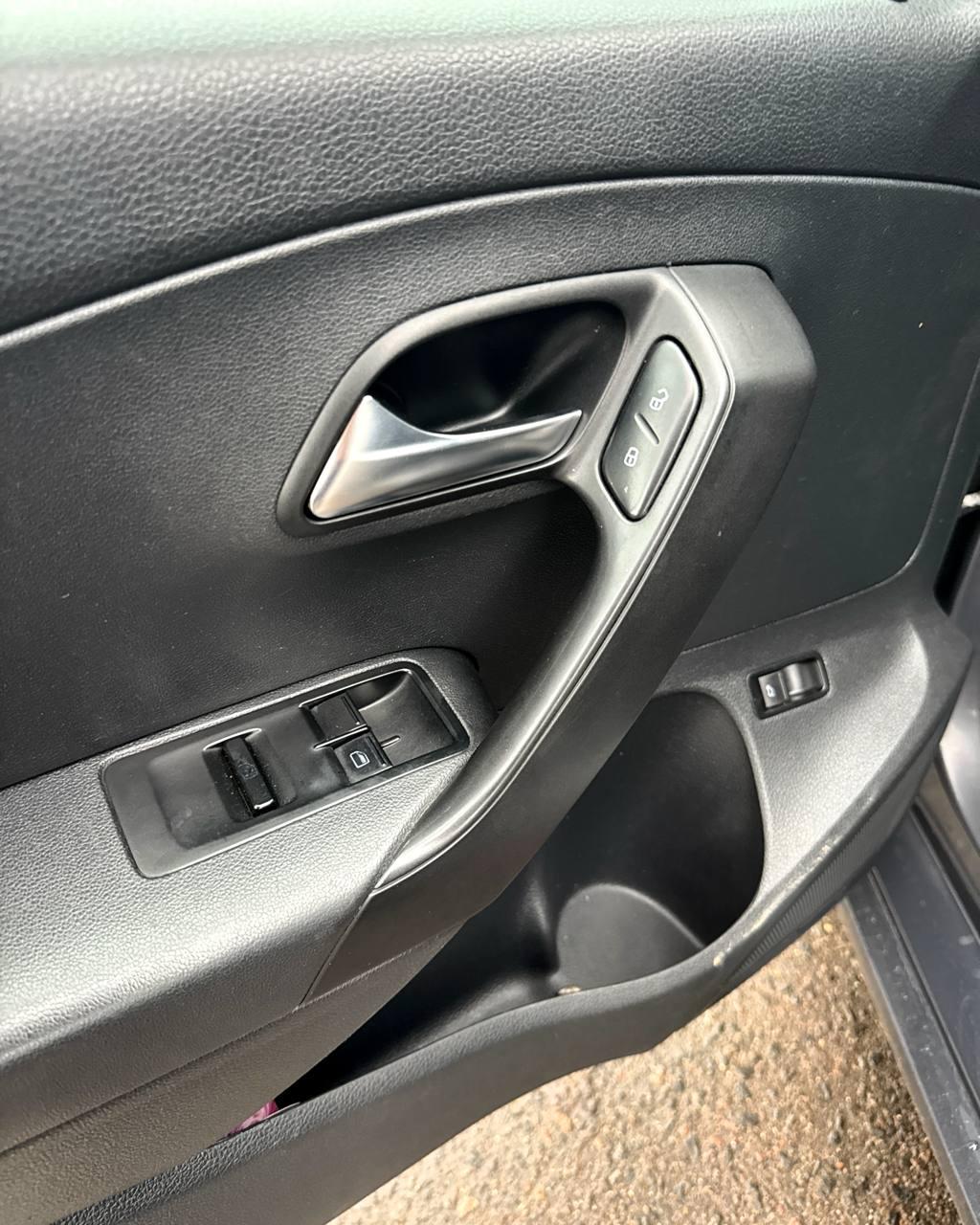 Volkswagen Polo Sedan I · Рестайлинг , 2018 г., механика, бензин - фото 9