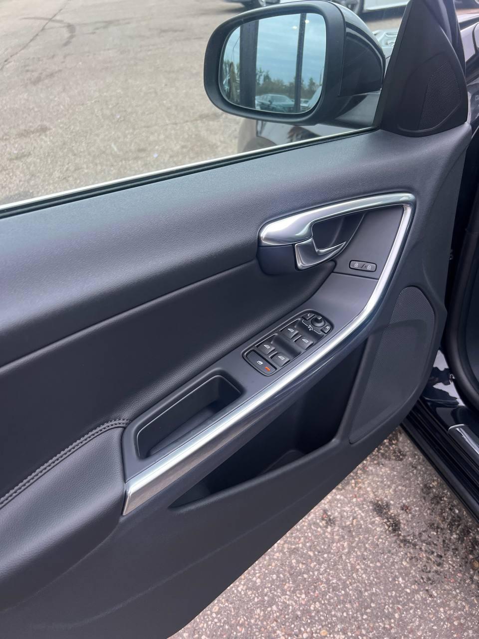 Volvo V60 I · Рестайлинг , 2014 г., механика, дизель - фото 9