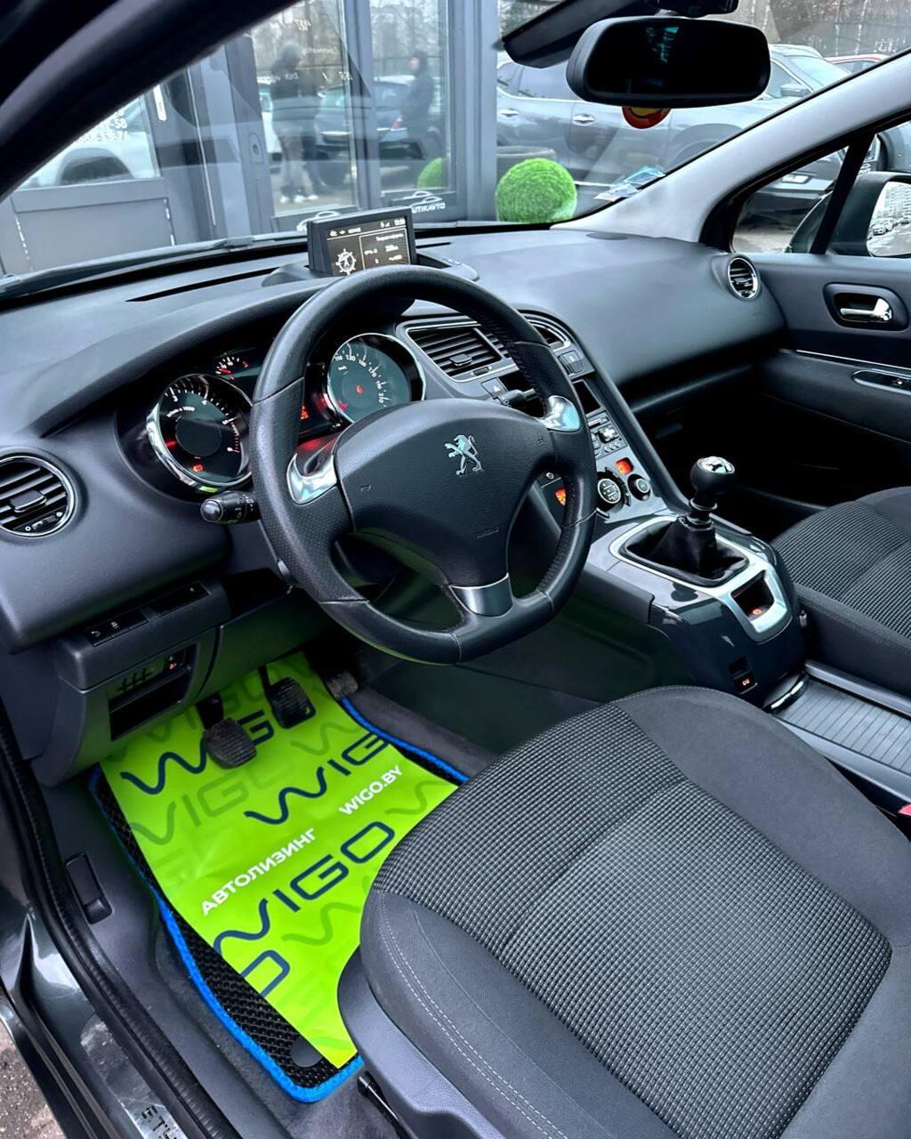 Peugeot 5008 I · Рестайлинг , 2014 г., механика, дизель - фото 9