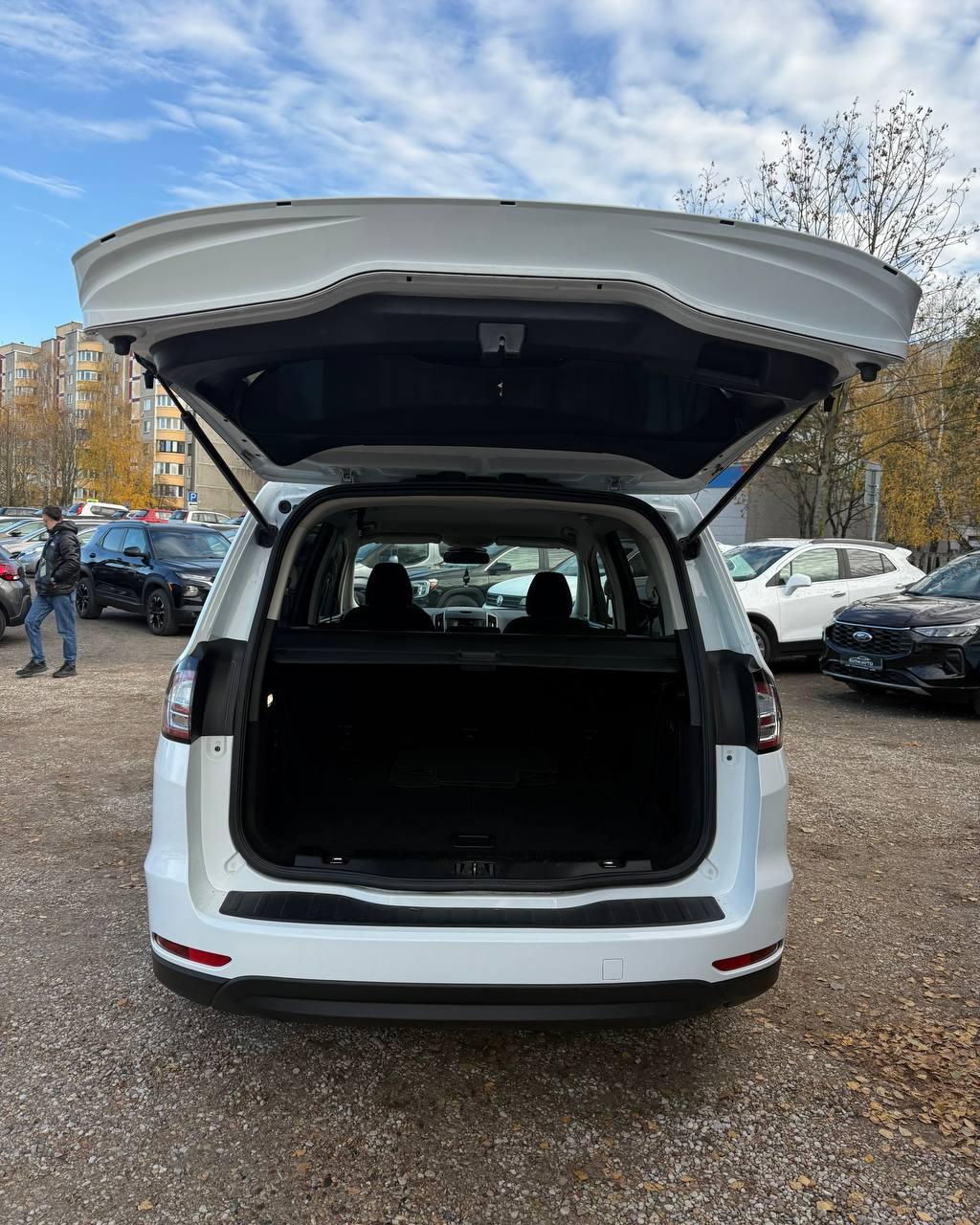 Ford Galaxy III , 2017 г., механика, бензин - фото 12