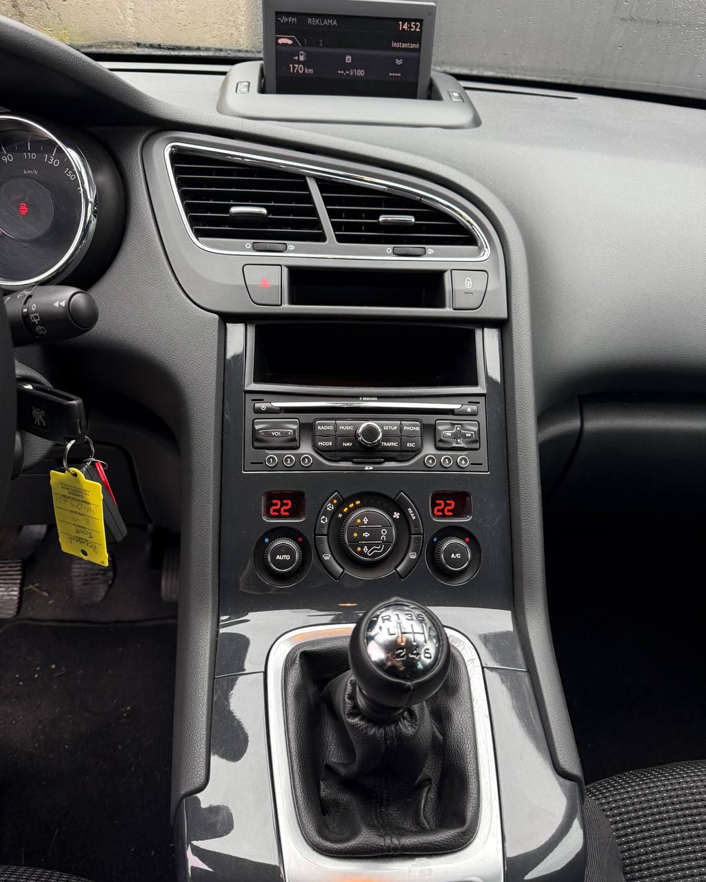 Peugeot 5008 I , 2011 г., механика, дизель - фото 10