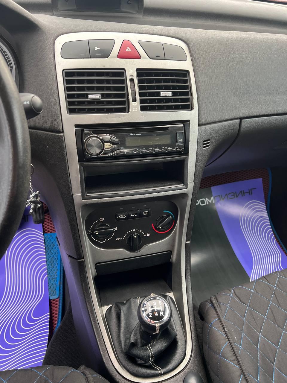 Peugeot 307 I , 2001 г., механика, бензин - фото 11