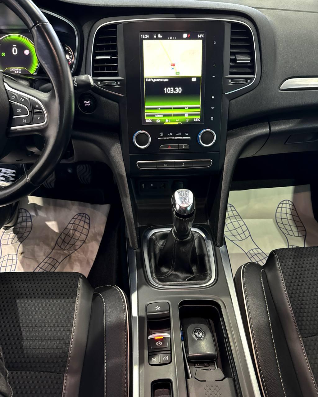 Renault Megane IV , 2017 г., механика, дизель - фото 16