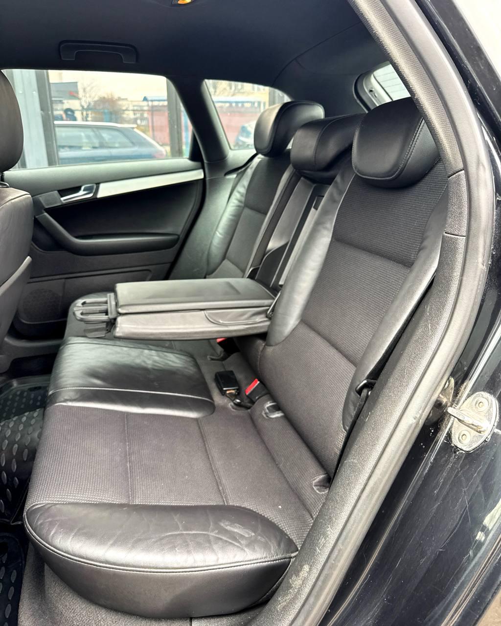 Audi A3 8P 8PA · 2-й рестайлинг , 2008 г., механика, дизель  - фото 9