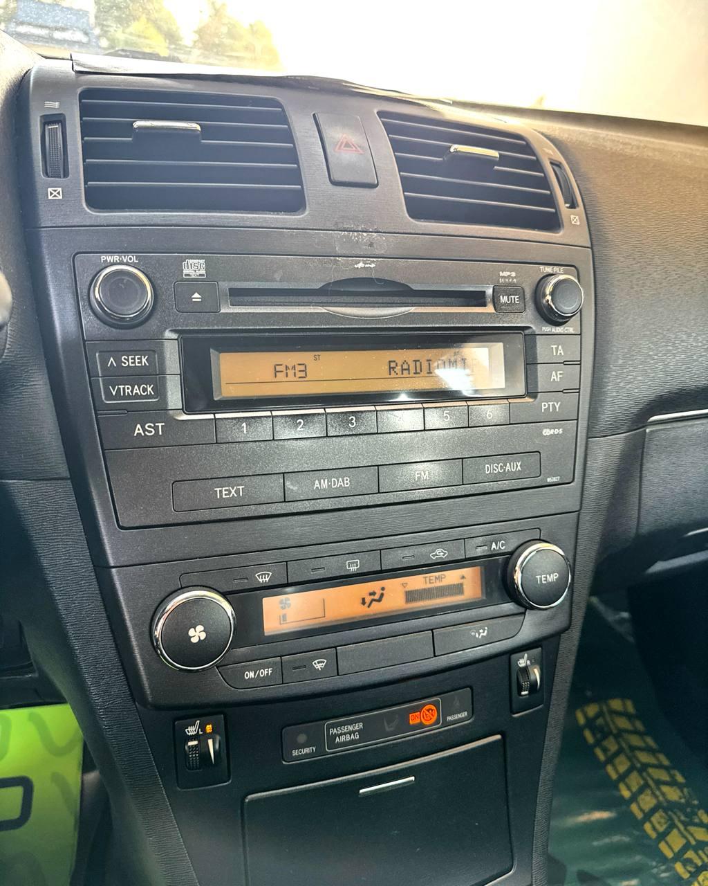 Toyota Avensis III (T270) , 2009 г., механика, бензин - фото 12