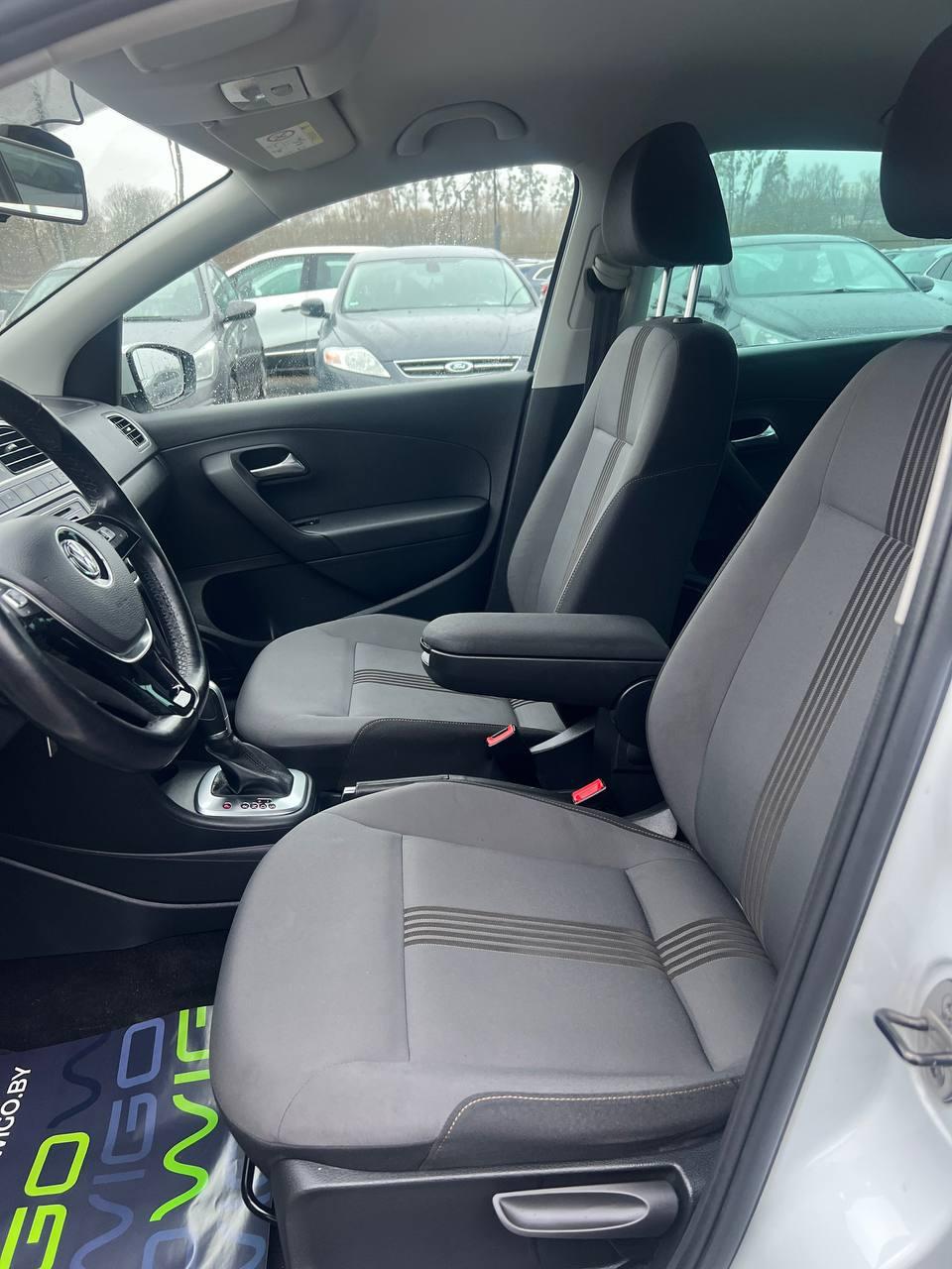 Volkswagen Polo Sedan I · Рестайлинг , 2016 г., автомат, бензин - фото 10