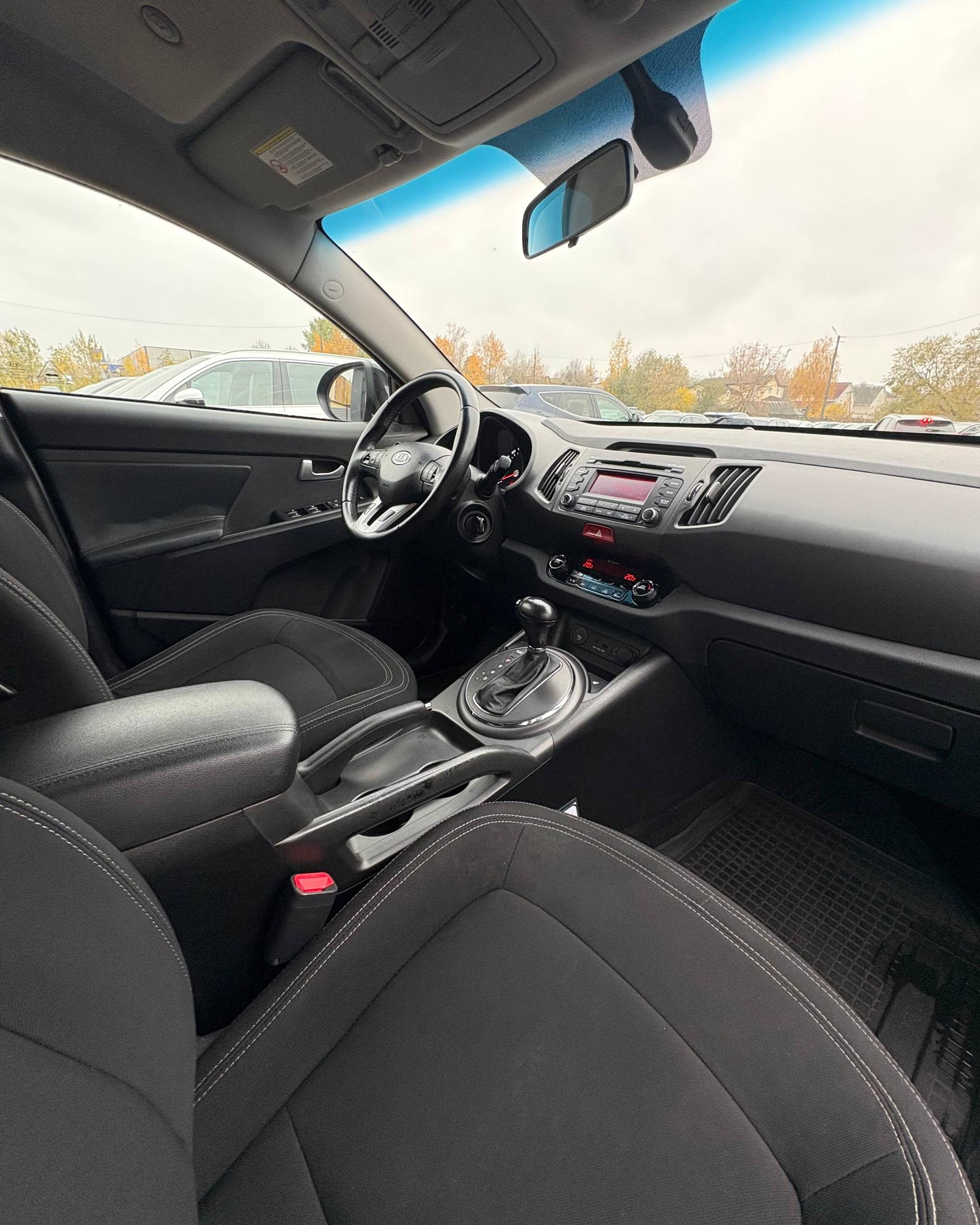 Kia Sportage III , 2011 г., автомат, бензин  - фото 10