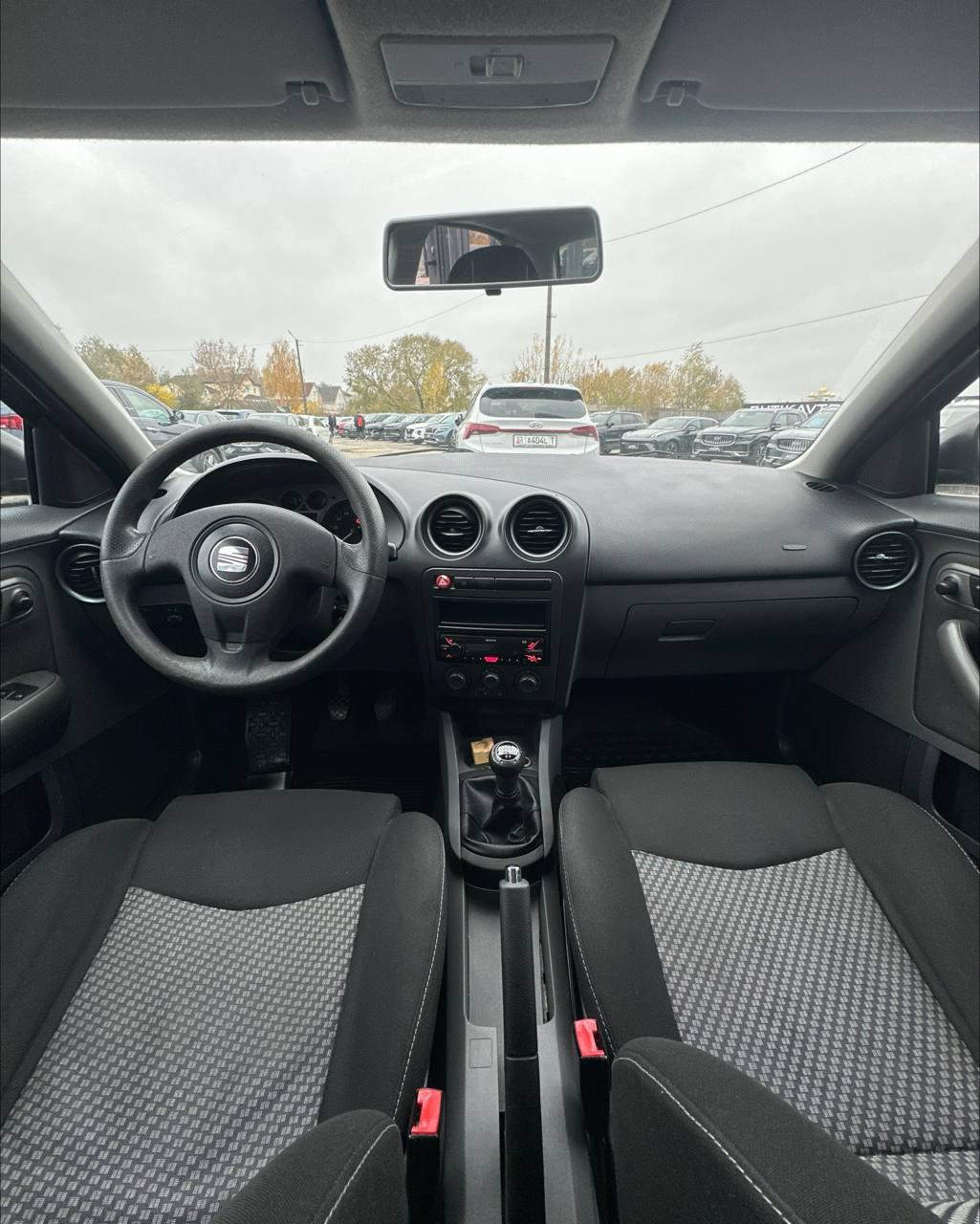 SEAT Ibiza III · Рестайлинг , 2009 г., механика, бензин  - фото 7