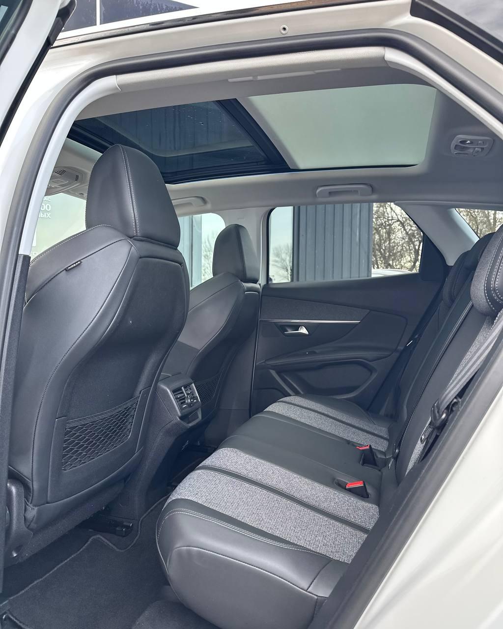 Peugeot 3008 II , 2019 г., механика, бензин - фото 8