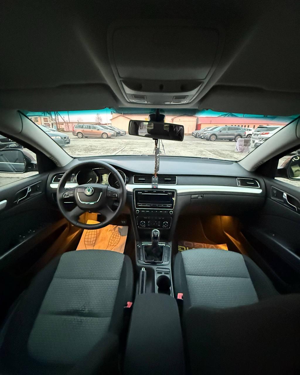 Skoda Superb II , 2011 г., механика, дизель - фото 9