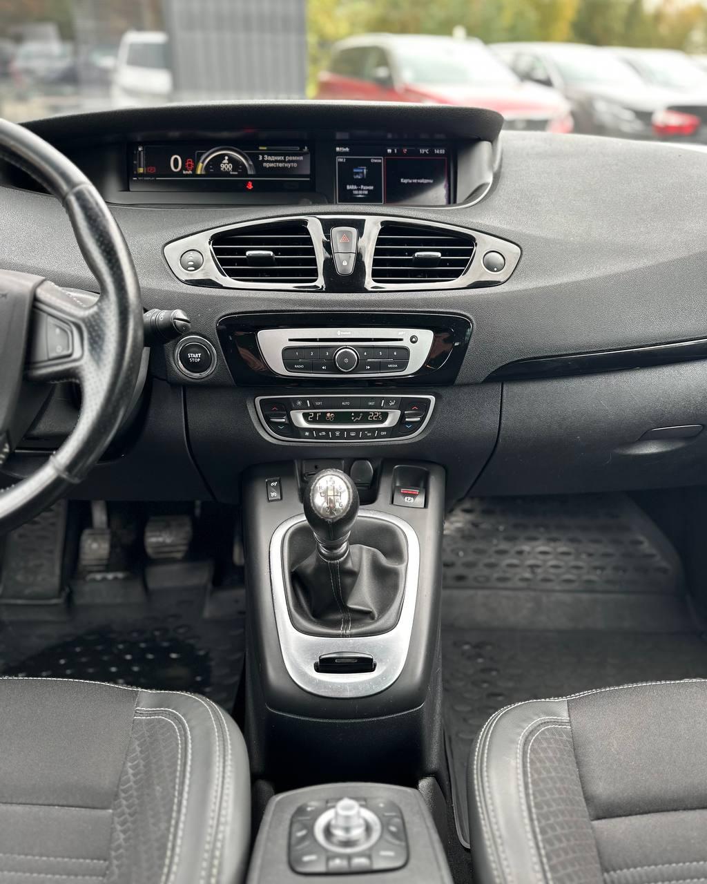 Renault Scenic III · 2-й рестайлинг , 2015 г., механика, дизель - фото 11