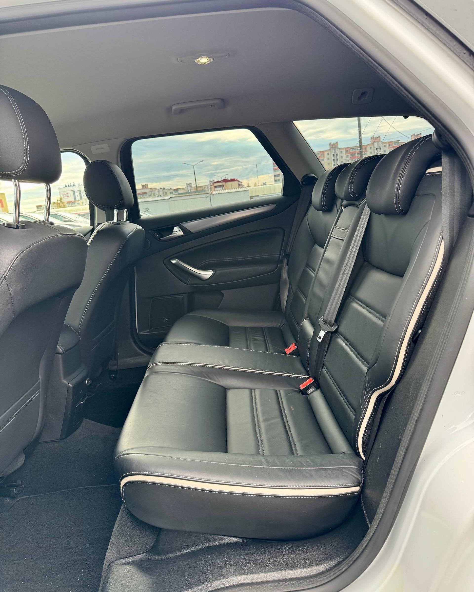 Ford Mondeo IV · Рестайлинг , 2011 г., механика, дизель  - фото 13