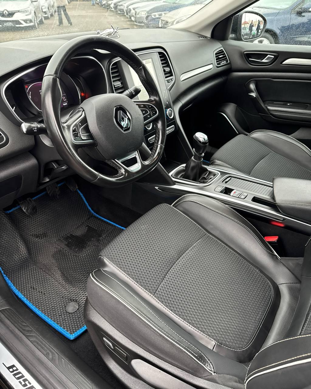 Renault Megane IV , 2018 г., механика, дизель - фото 10