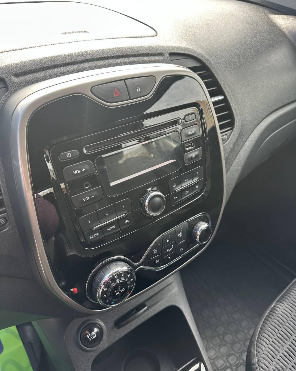 Renault Kaptur I , 2016 г., механика, бензин - фото 10