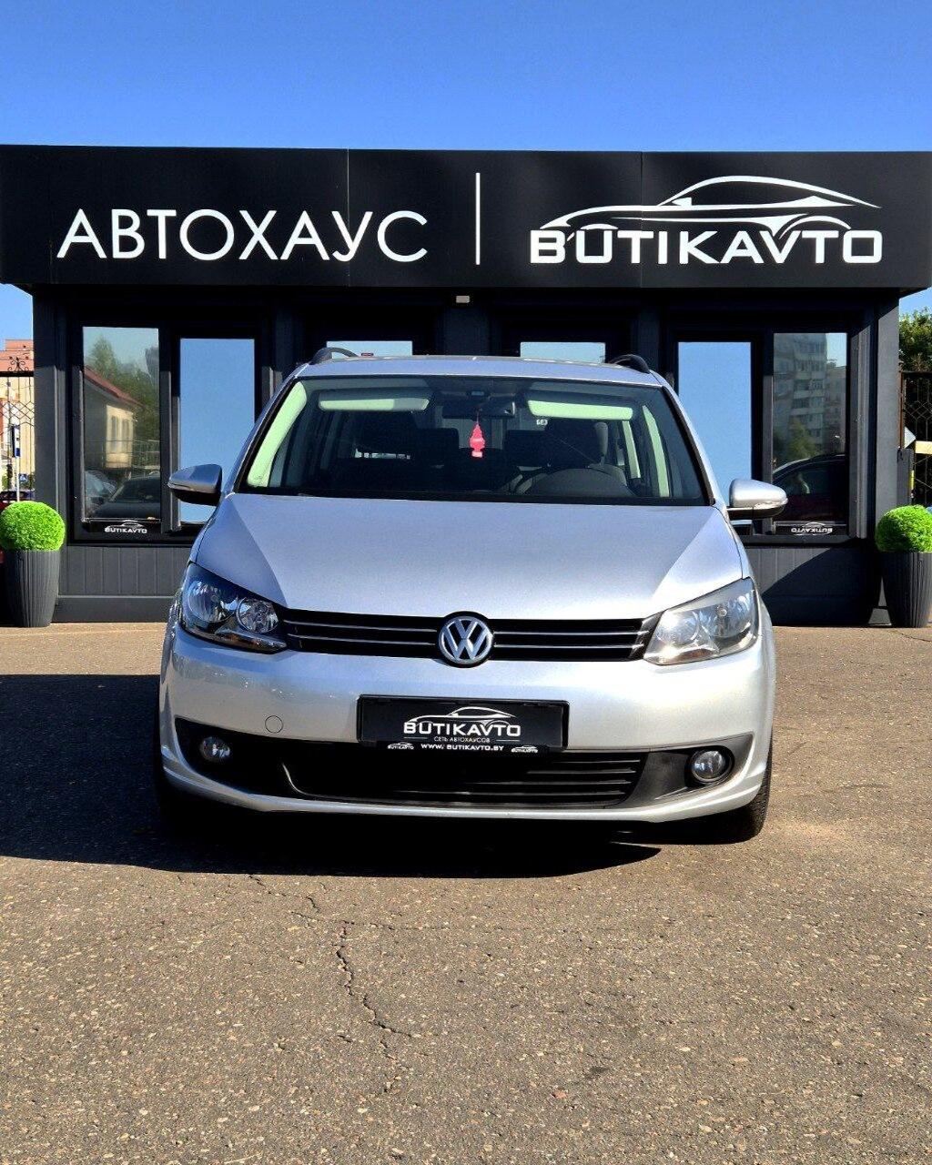 Volkswagen Touran I · 2-й рестайлинг , 2010 г., механика, дизель - фото 2