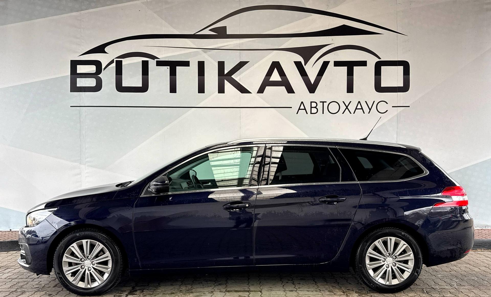 Peugeot 308 T9 · Рестайлинг , 2020 г., механика, бензин - фото 4