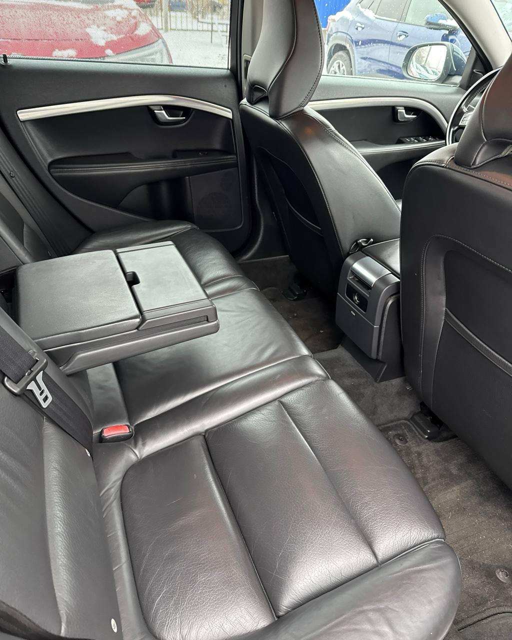 Volvo V70 III , 2011 г., механика, дизель - фото 13