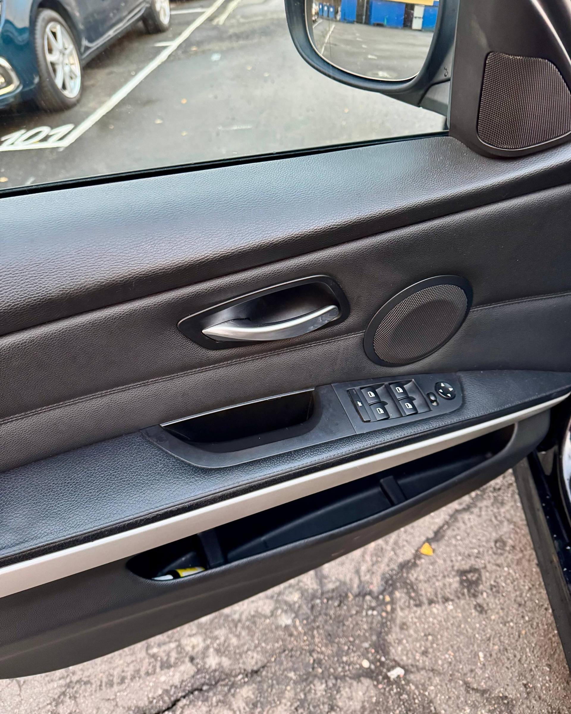 BMW 3 серия E90 E91 E92 E93 · Рестайлинг , 2010 г., механика, дизель  - фото 9