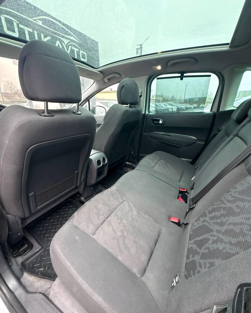 Peugeot 3008 I , 2013 г., механика, дизель - фото 9