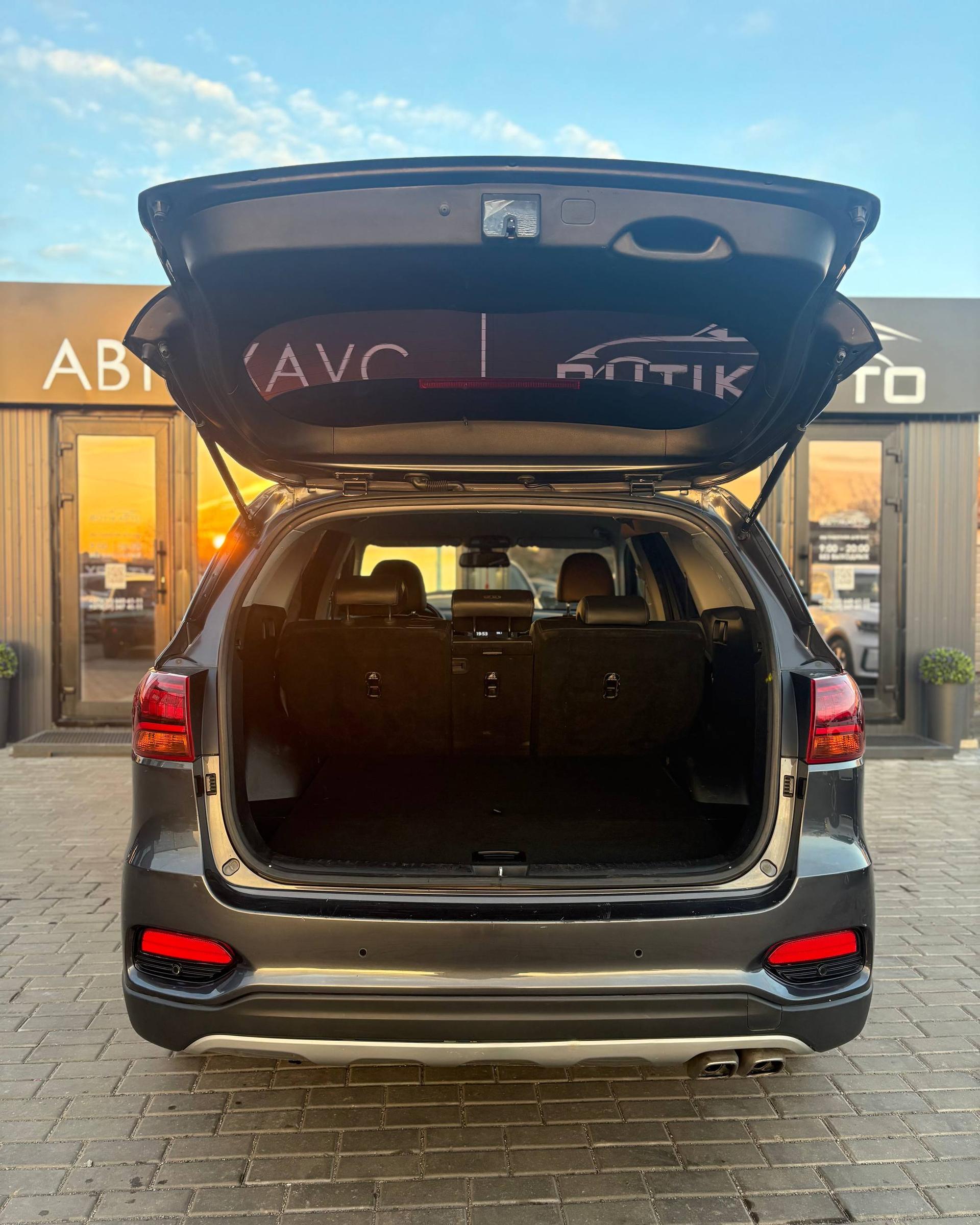 Kia Sorento III · Рестайлинг , 2018 г., автомат, дизель - фото 12