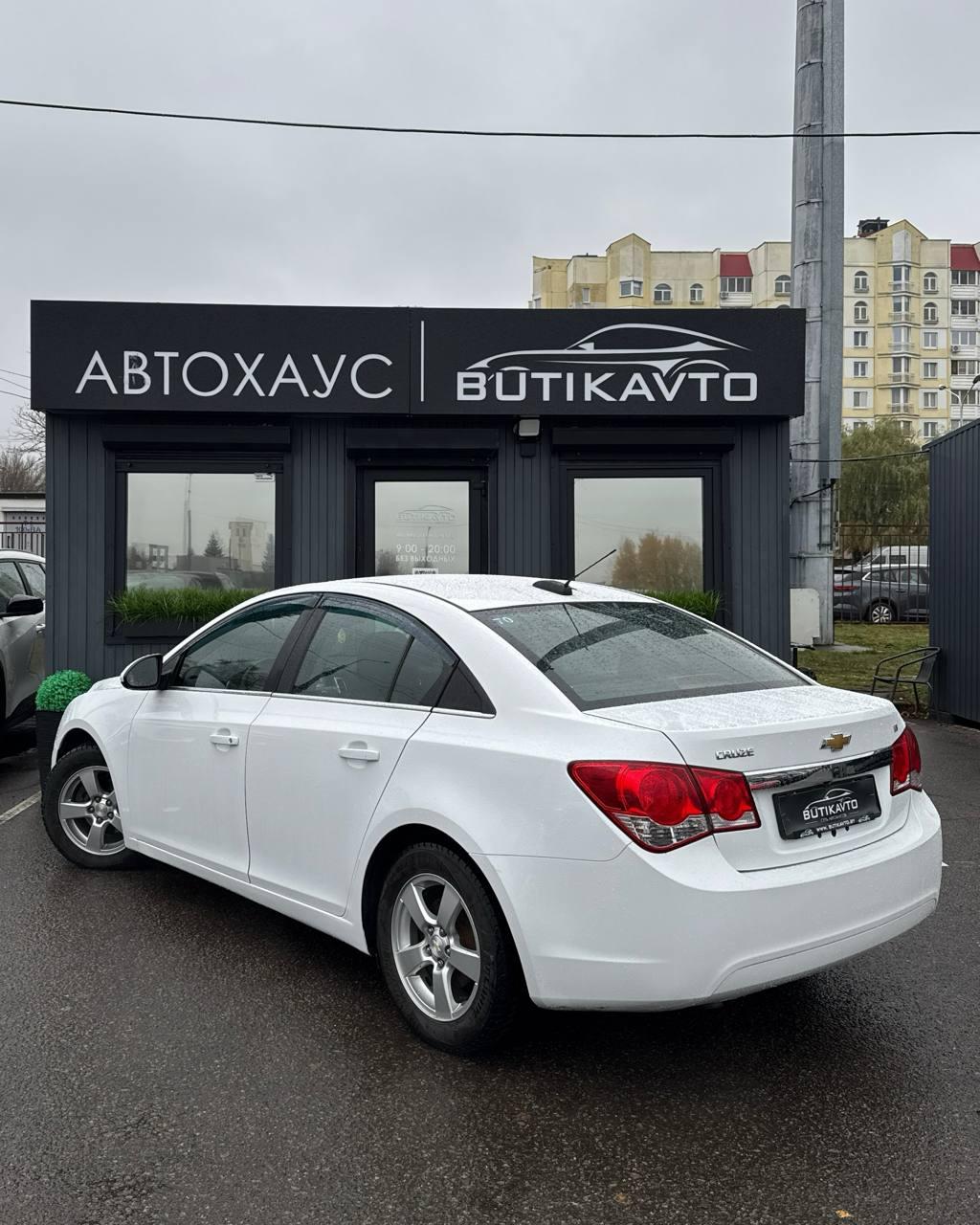 Chevrolet Cruze J300 · Рестайлинг , 2015 г., автомат, бензин  - фото 4