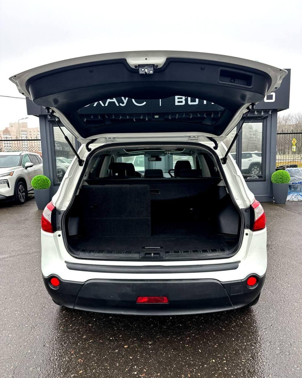 Nissan Qashqai+2 I · Рестайлинг , 2011 г., механика, дизель - фото 14