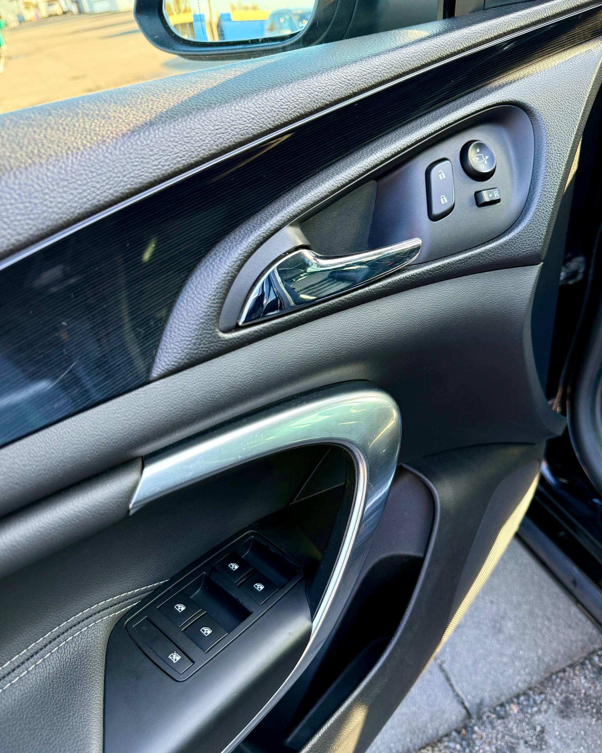 Opel Insignia I · Рестайлинг , 2017 г., механика, дизель - фото 9