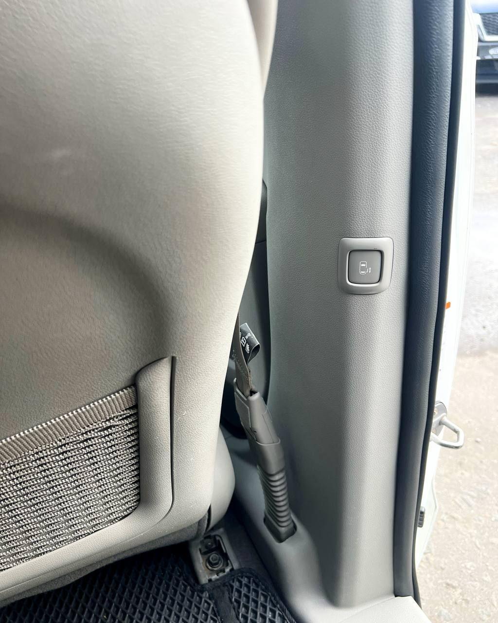 Kia Carnival III , 2017 г., автомат, дизель - фото 15