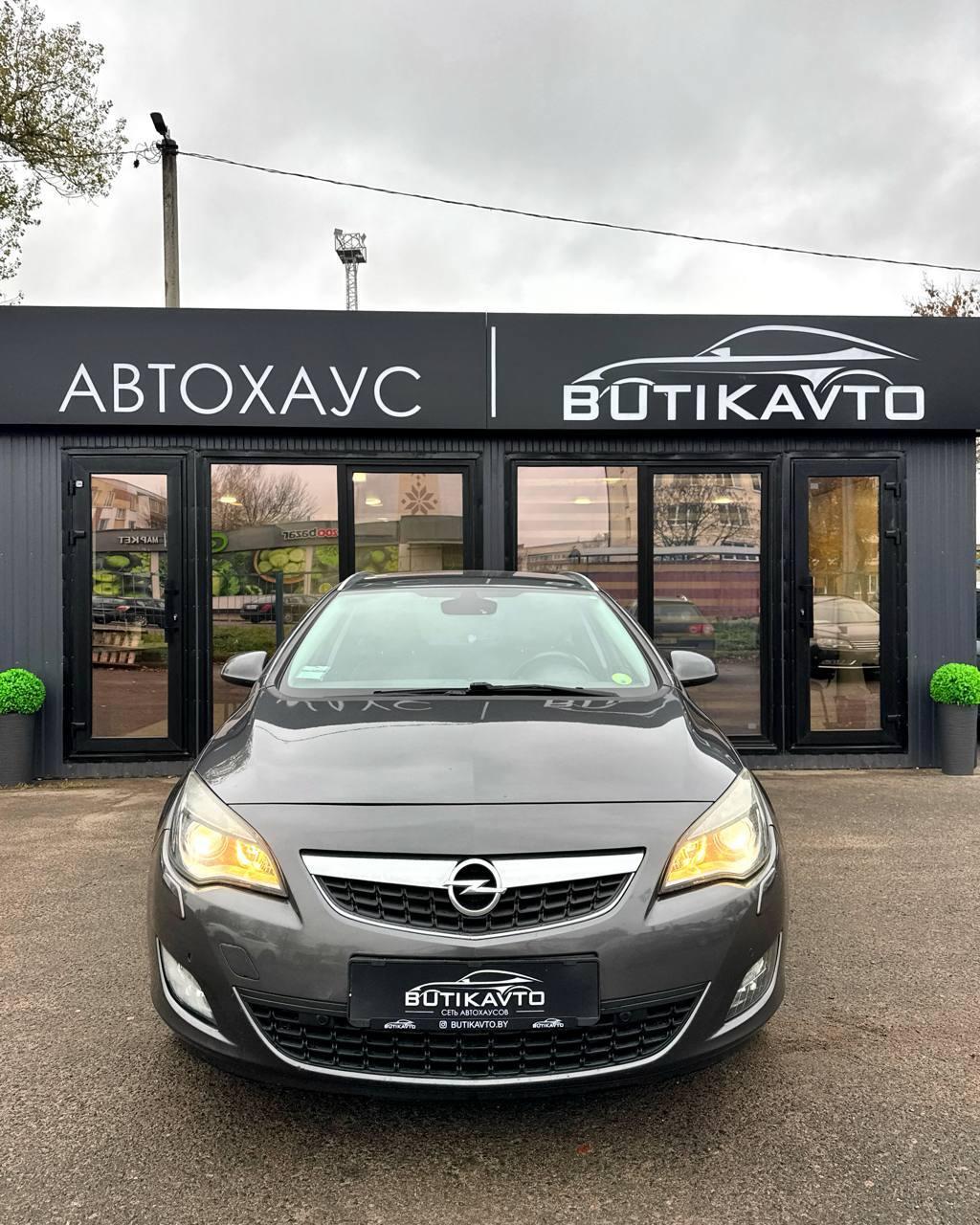 Opel Astra J , 2011 г., механика, дизель  - фото 2