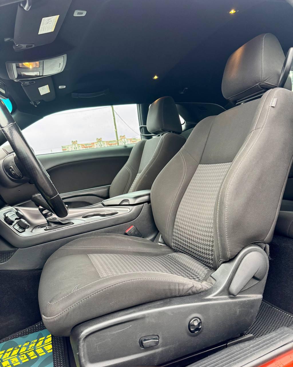 Dodge Challenger III · 2-й рестайлинг , 2020 г., автомат, бензин - фото 11