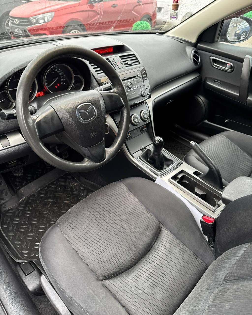 Mazda 6 II · Рестайлинг , 2010 г., механика, бензин - фото 10