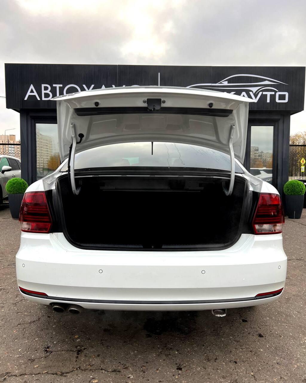 Volkswagen Polo Sedan I · Рестайлинг , 2019 г., робот, бензин - фото 14