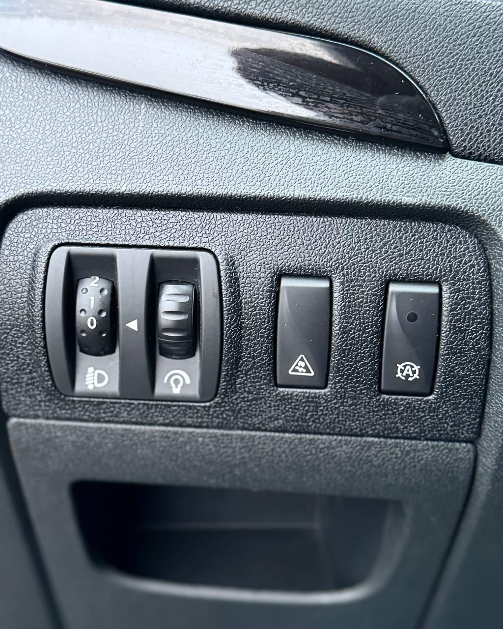 Renault Grand Scenic III · Рестайлинг , 2012 г., механика, дизель - фото 19