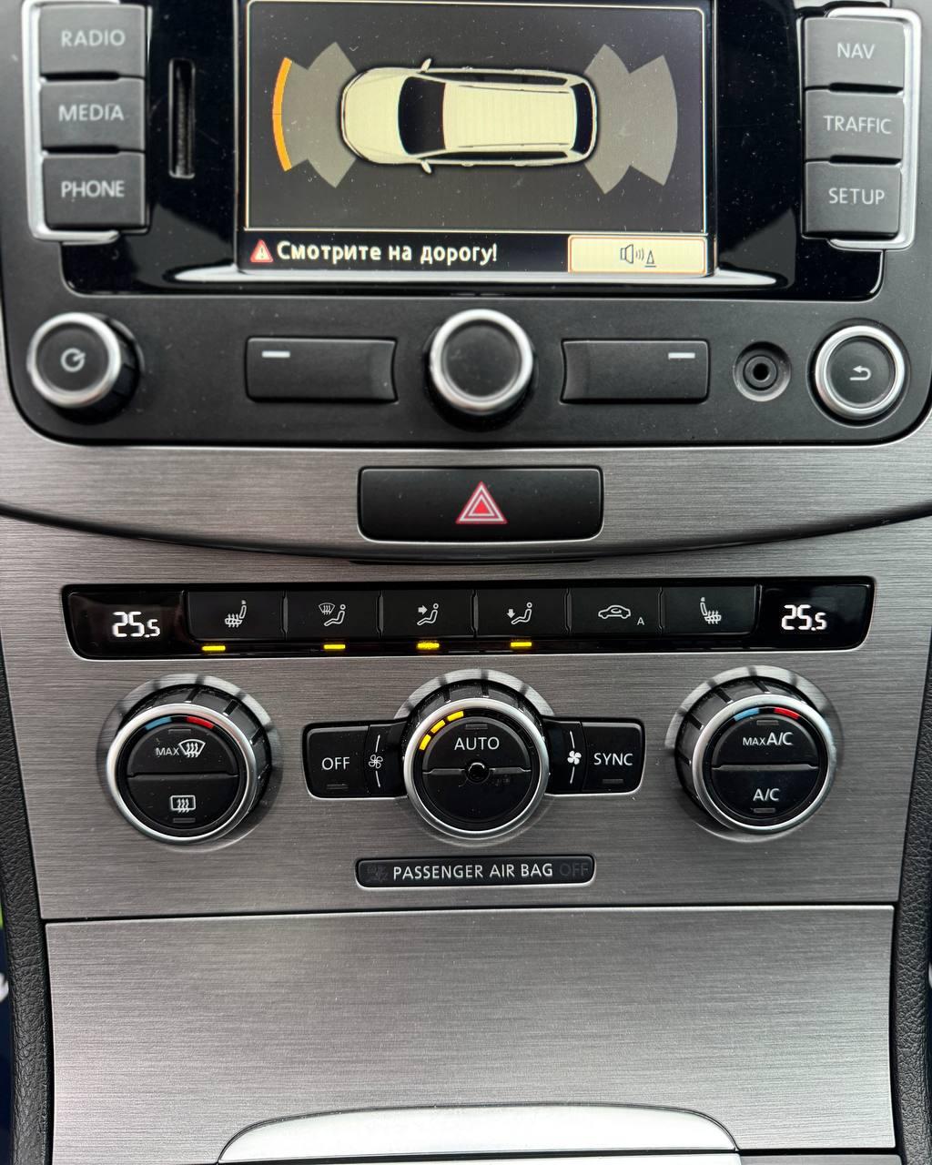 Volkswagen Passat B7 , 2013 г., механика, дизель - фото 20