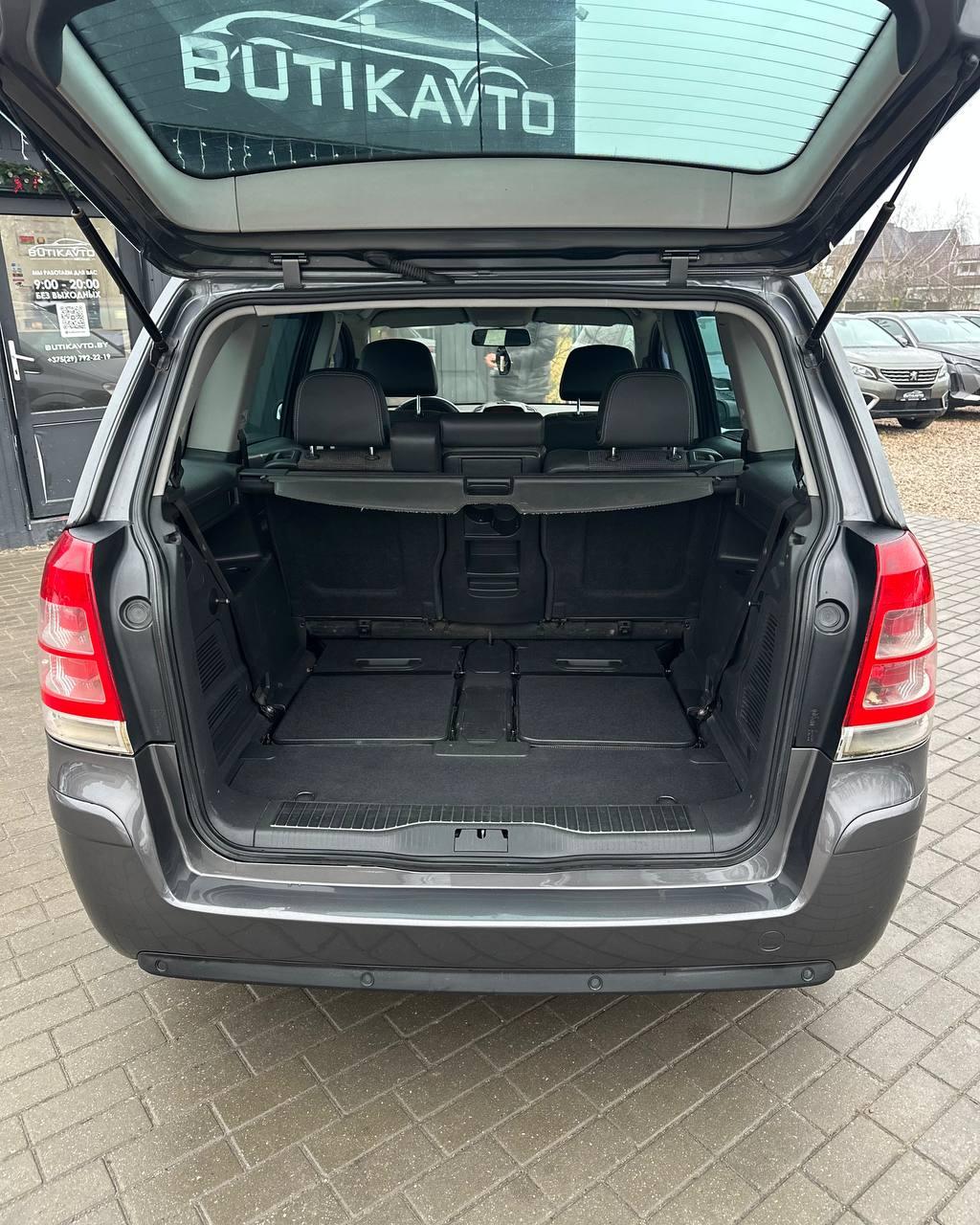 Opel Zafira B · Рестайлинг , 2008 г., механика, дизель - фото 10