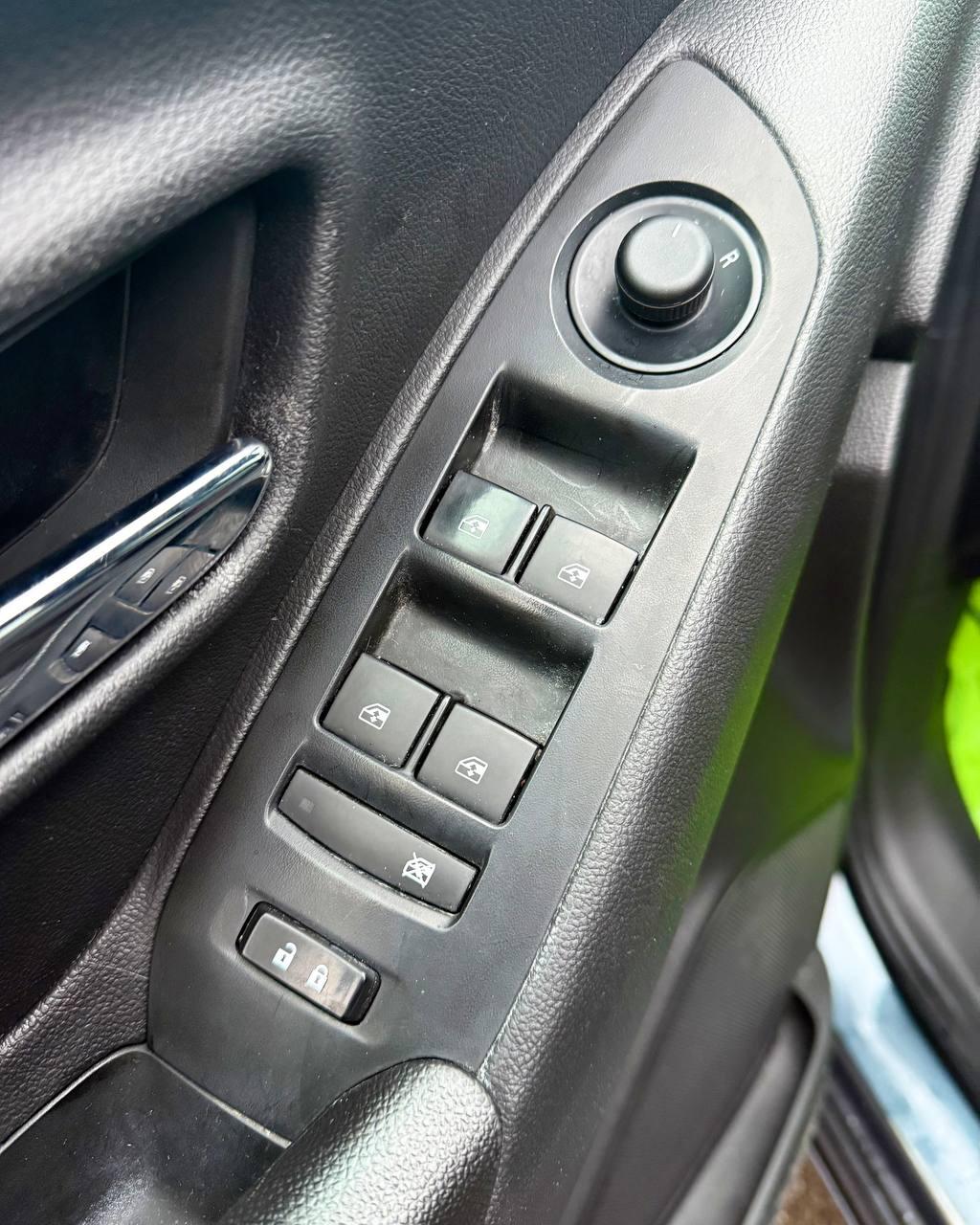 Chevrolet Trax I · Рестайлинг , 2021 г., автомат, бензин - фото 16