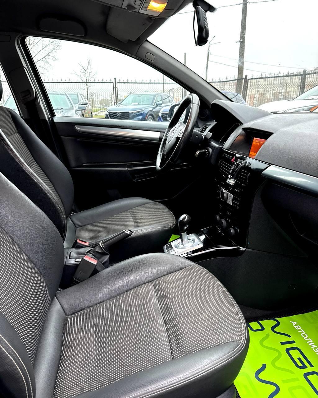 Opel Astra H · Рестайлинг , 2007 г., робот, бензин - фото 11