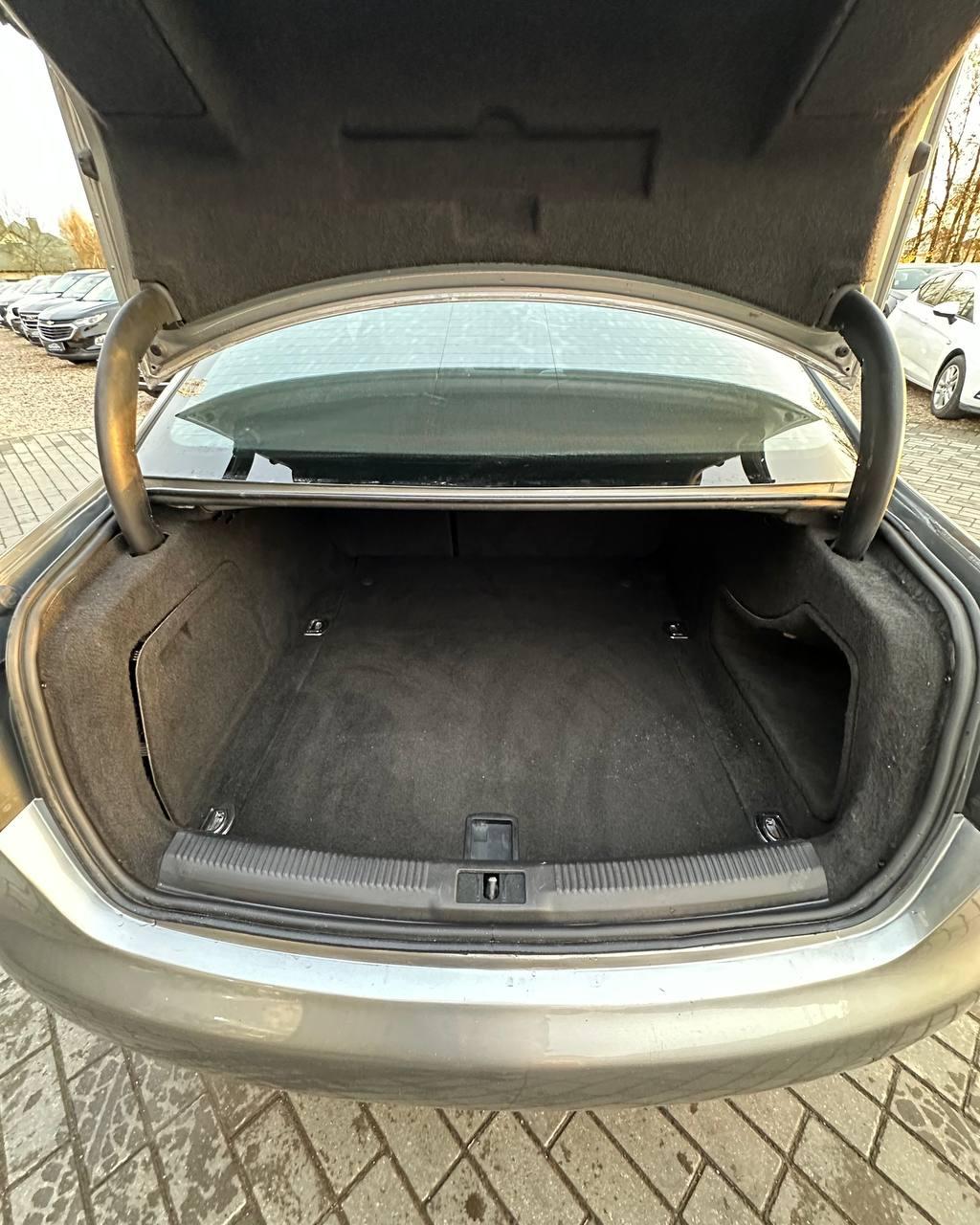 Audi A4 B8 , 2009 г., вариатор, бензин  - фото 10