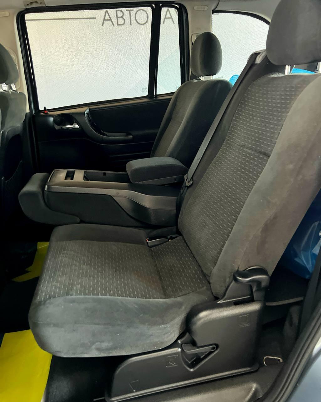 Opel Zafira A · Рестайлинг , 2003 г., механика, дизель - фото 13