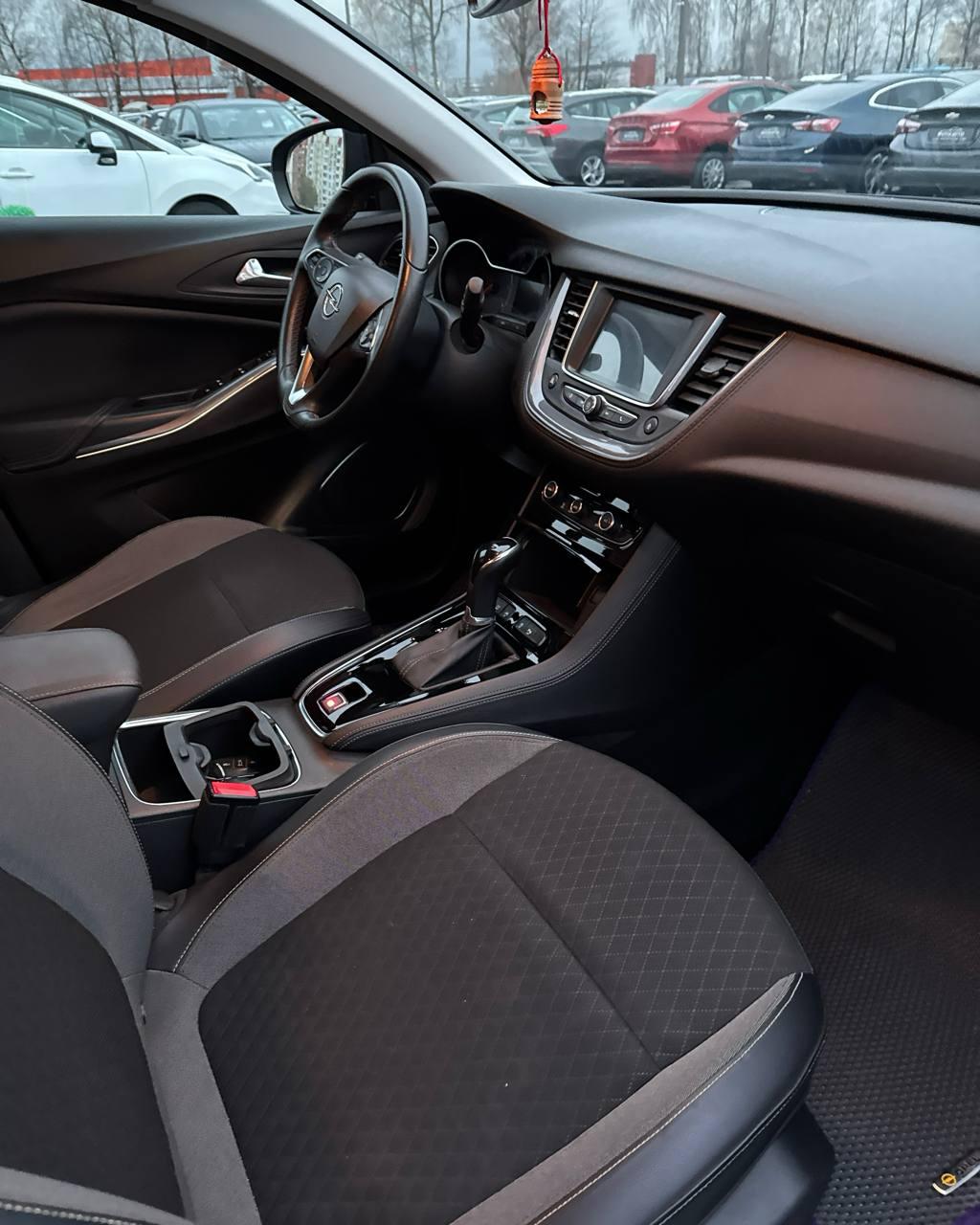 Opel Grandland X I , 2018 г., автомат, дизель - фото 13