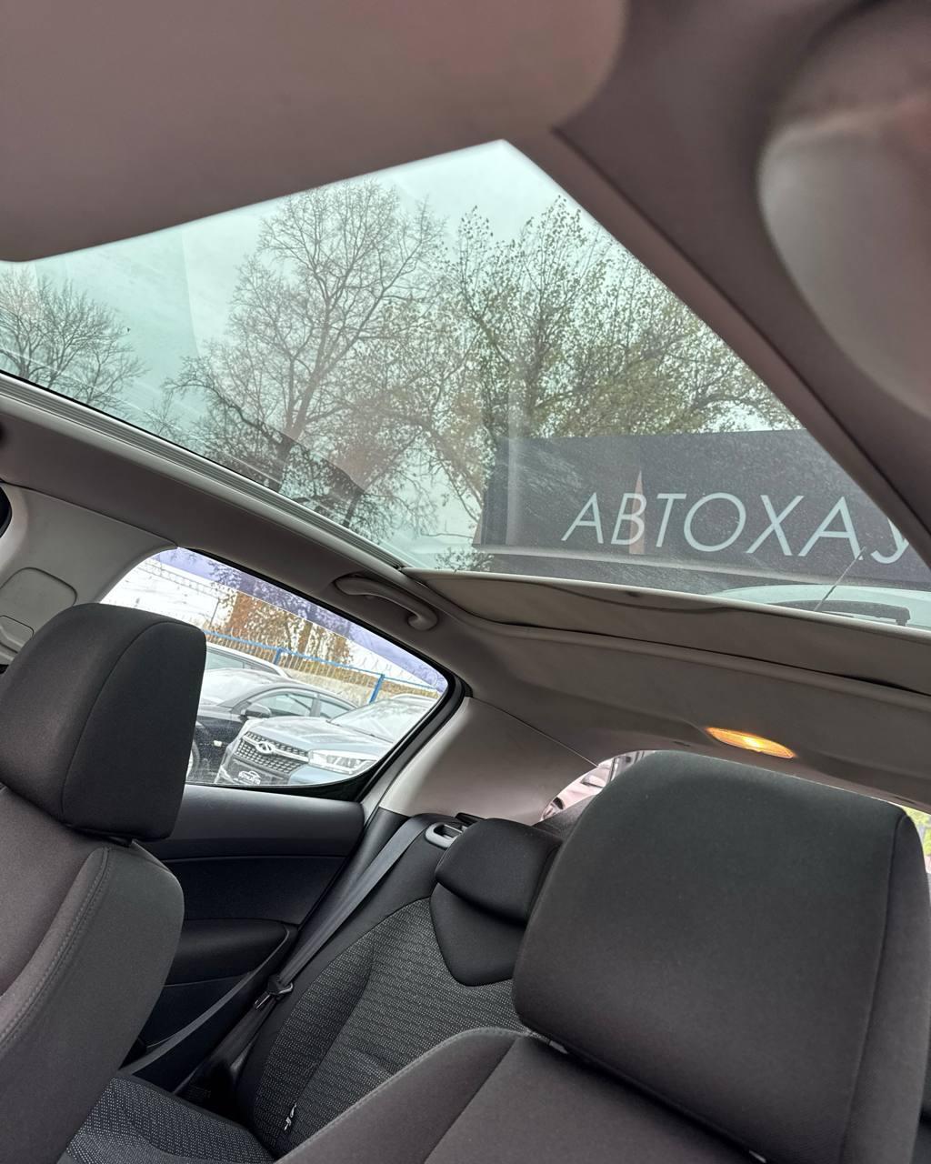 Peugeot 308 T7 · Рестайлинг , 2012 г., автомат, бензин  - фото 19
