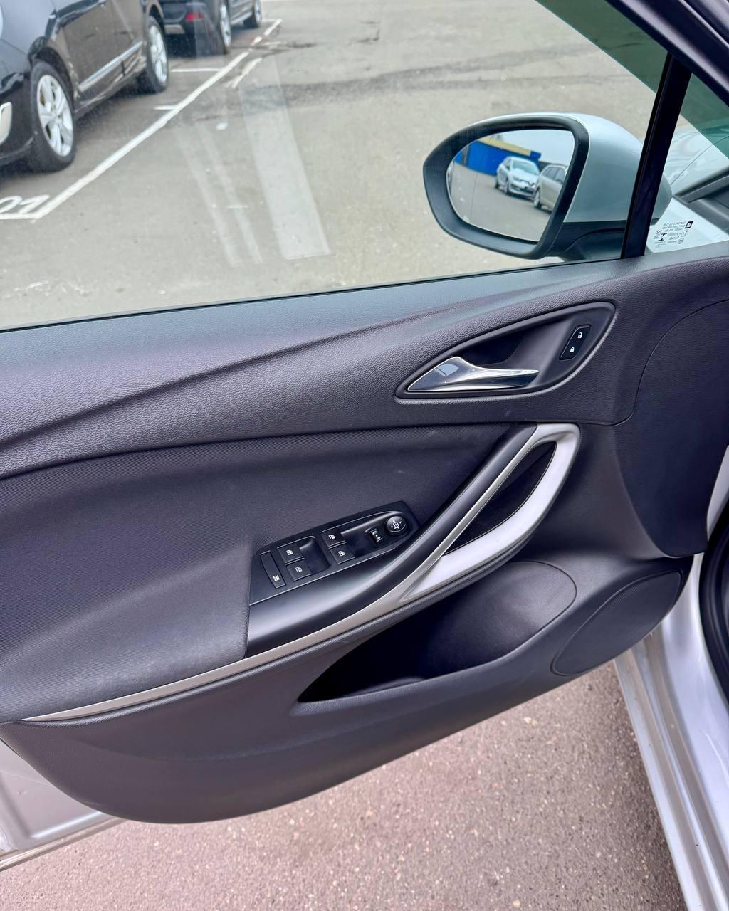 Opel Astra K , 2018 г., механика, дизель - фото 9