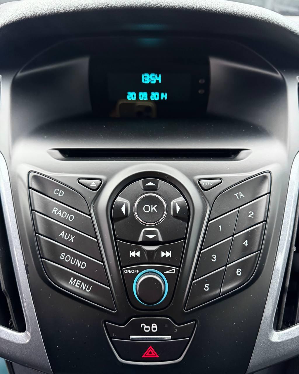 Ford Focus III , 2014 г., механика, дизель - фото 16