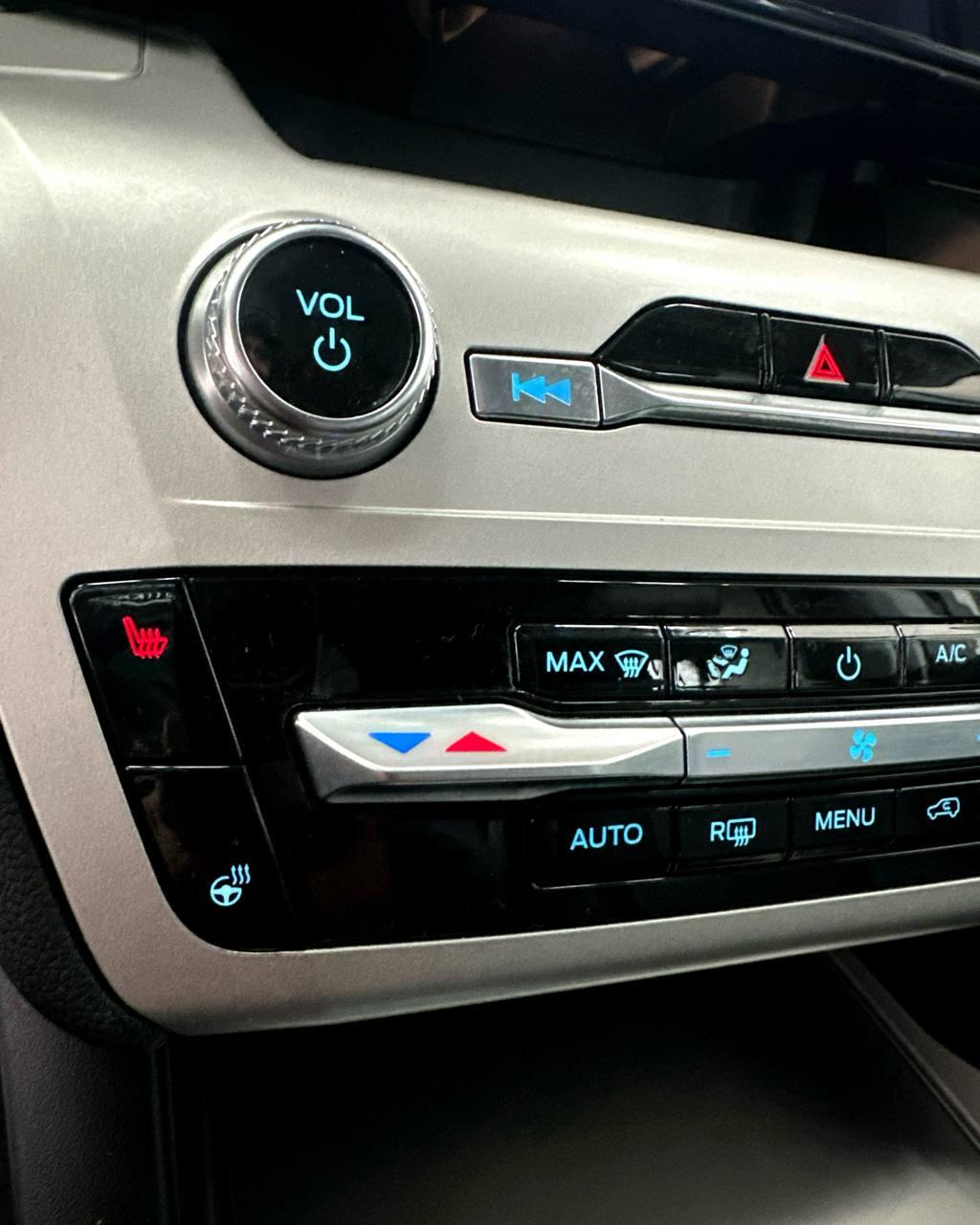 Ford Explorer VI , 2022 г., автомат, бензин  - фото 16