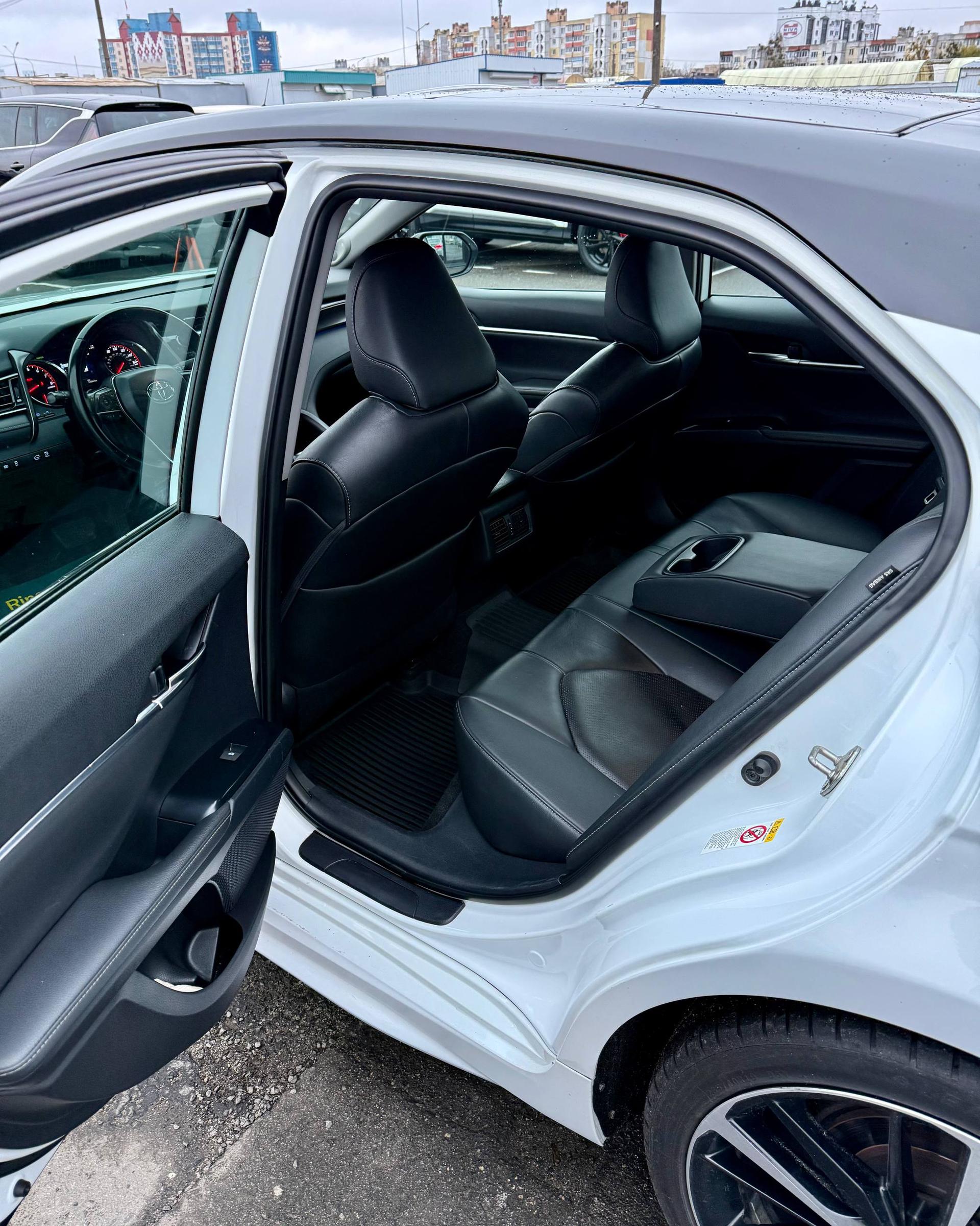 Toyota Camry XV70 , 2019 г., автомат, бензин - фото 20