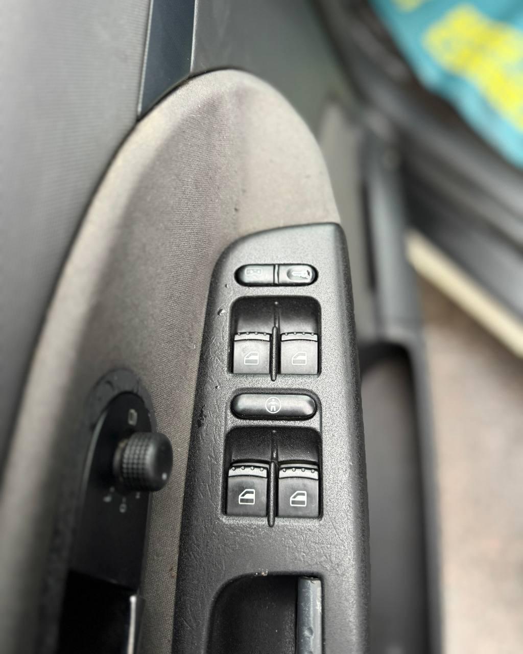 SEAT Alhambra I · Рестайлинг , 2002 г., механика, дизель - фото 19