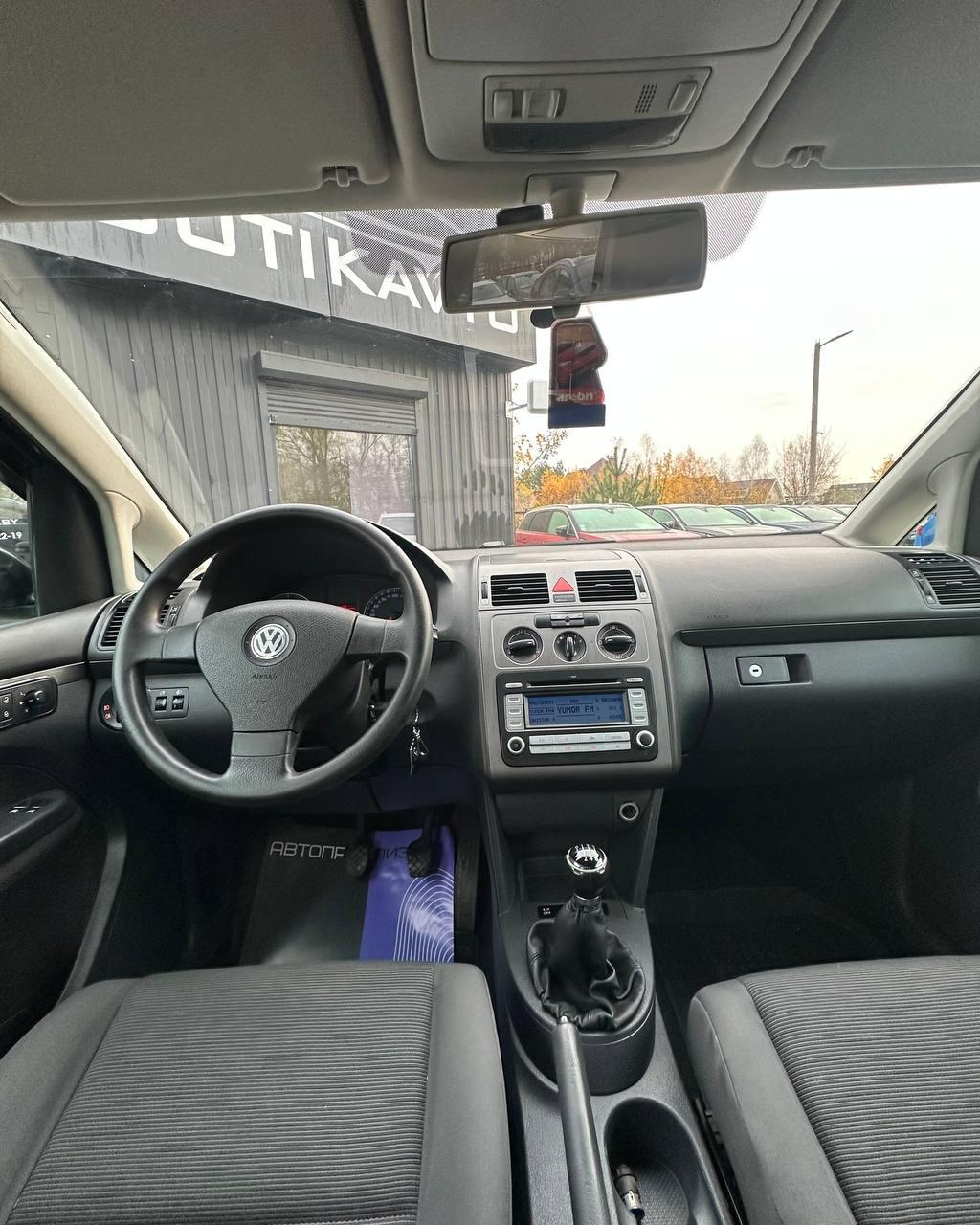 Volkswagen Touran I · Рестайлинг , 2007 г., механика, дизель - фото 8