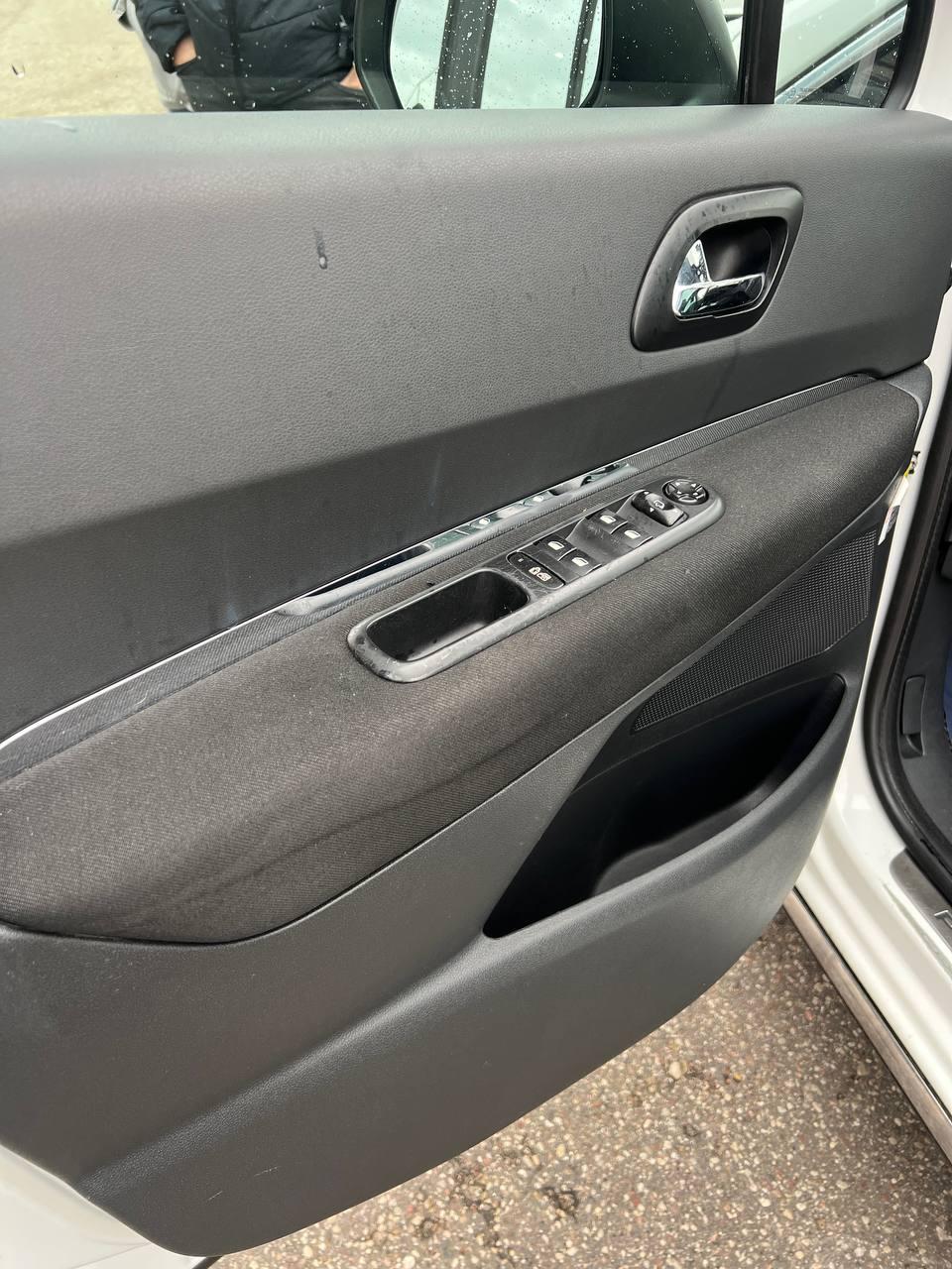 Peugeot 3008 I , 2010 г., механика, дизель  - фото 9