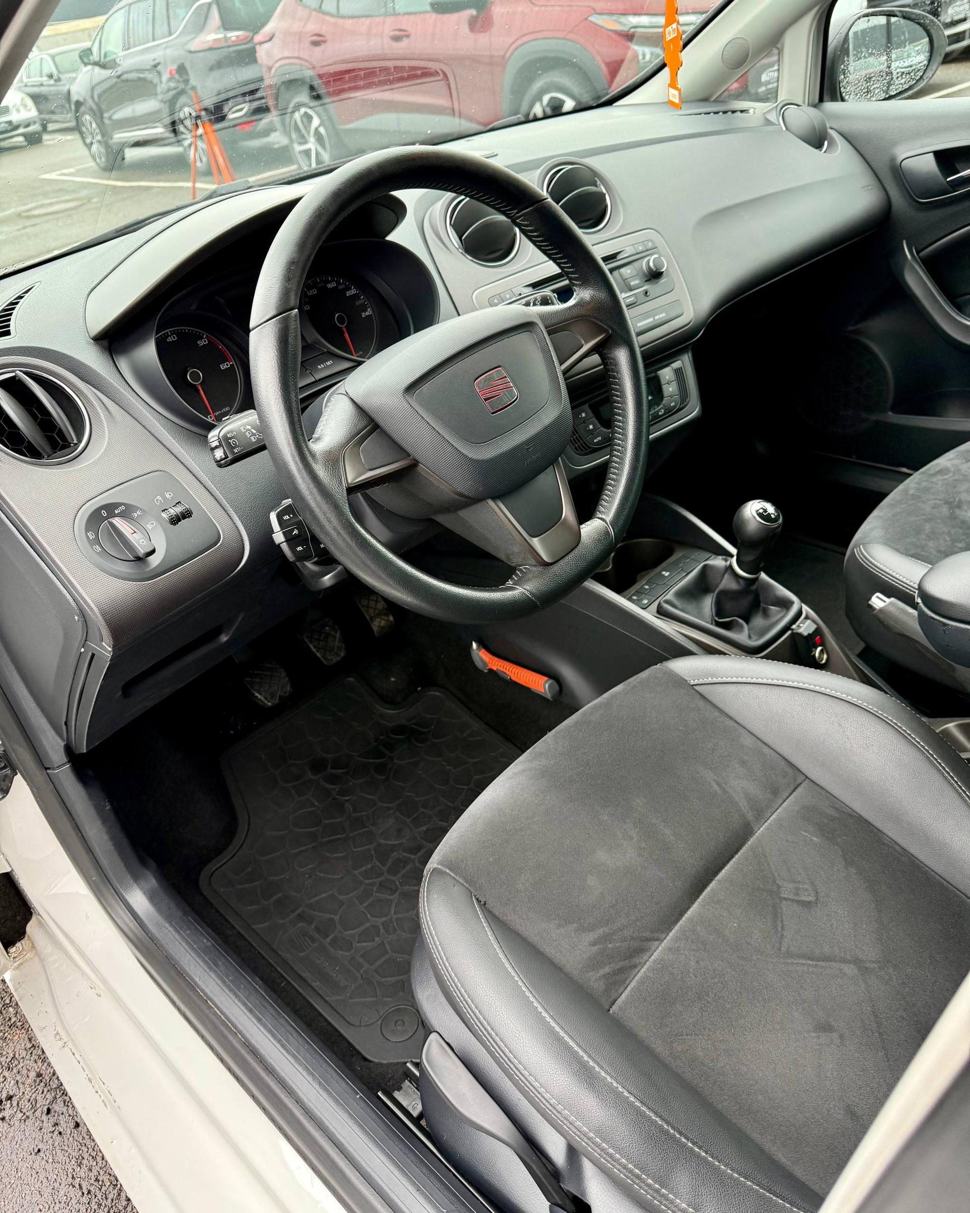 SEAT Ibiza IV · Рестайлинг , 2013 г., механика, дизель - фото 10