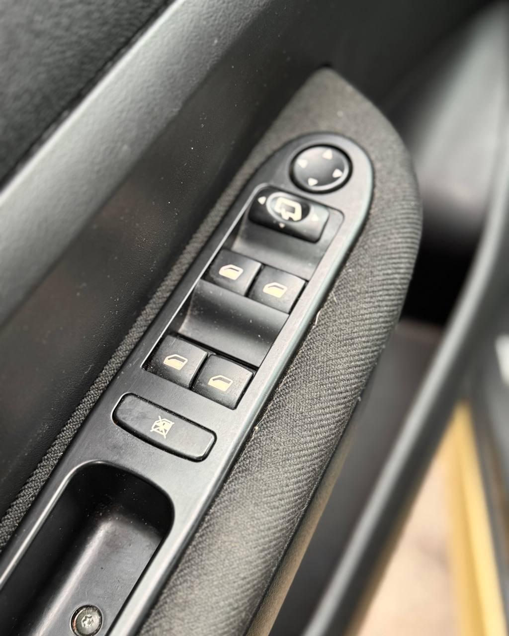 Peugeot 307 I , 2001 г., автомат, бензин - фото 17